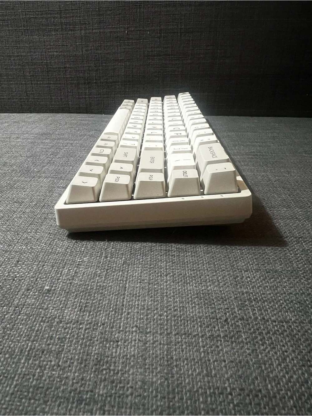Epomaker Compact White Mechanical Keyboard - Tenkeyless 60%